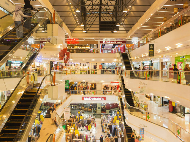galeri-mall-pusat-belanja-lengkap-di-tengah-kota
