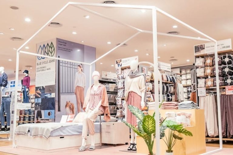 keindahan-dan-kenyamanan-uniqlo-pondok-indah-mall
