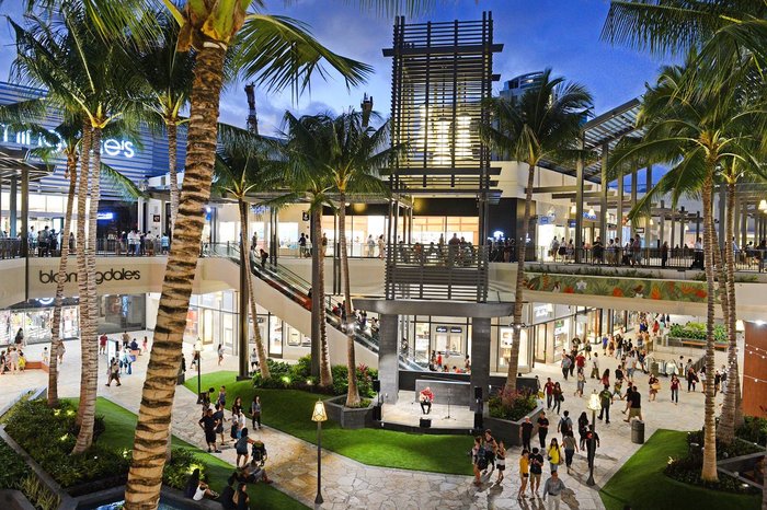 mengulas-pusat-belanja-ala-moana-center-di-honolulu