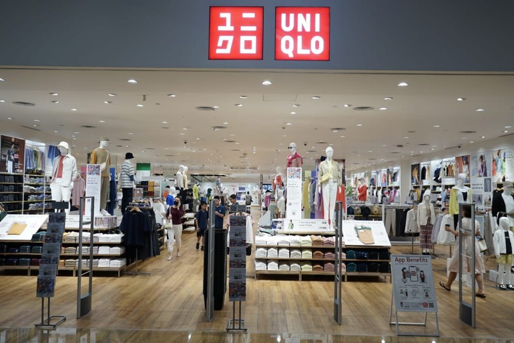 penawaran-pakaian-terbaik-di-uniqlo-lippo-mall-kemang