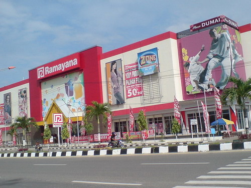 pusat-belanja-ramayana-plaza-dumai-tempat-belanja-dan-hiburan-terlengkap