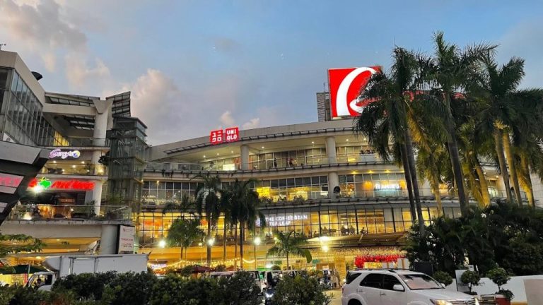 pusat-belanja-robinsons-galleria-surga-belanja-dan-hiburan-di-jakarta