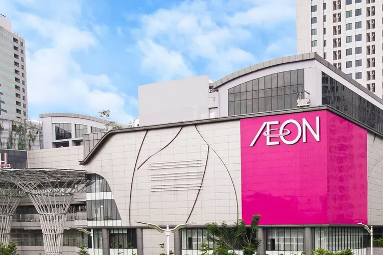 pusat-belanja-terbaru-uniqlo-aeon-mall-tanjung-barat