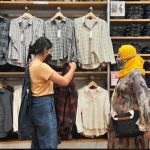 uniqlo-botani-square-mall-toko-pakaian-modern-di-bogor