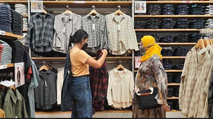 uniqlo-botani-square-mall-toko-pakaian-modern-di-bogor