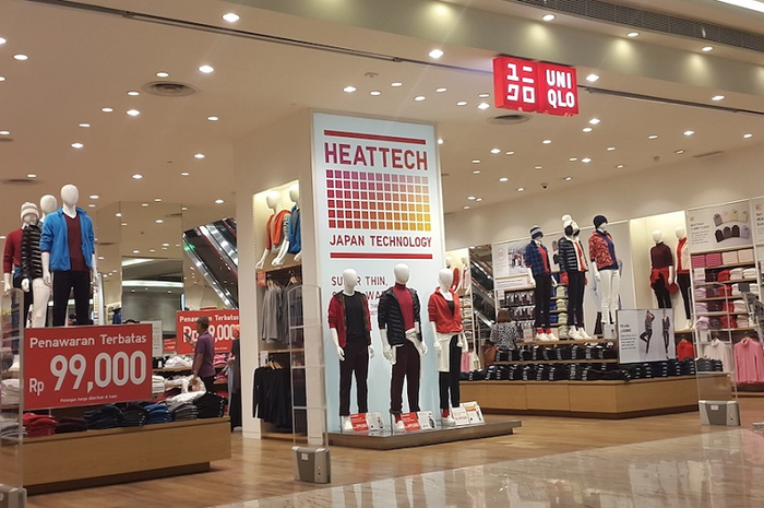 uniqlo-di-mall-of-indonesia-pusat-belanja-dan-gaya-hidup-modern