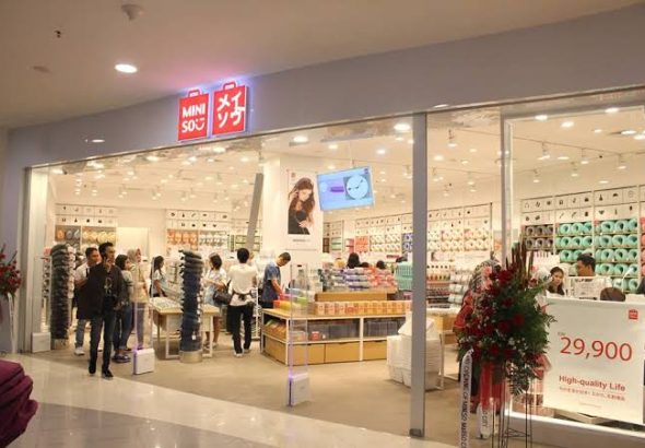 uniqlo-margocity-pusat-belanja-fashion-terbaru-di-jakarta