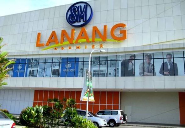 mengulas-pusat-belanja-sm-lanang-premier-di-surabaya