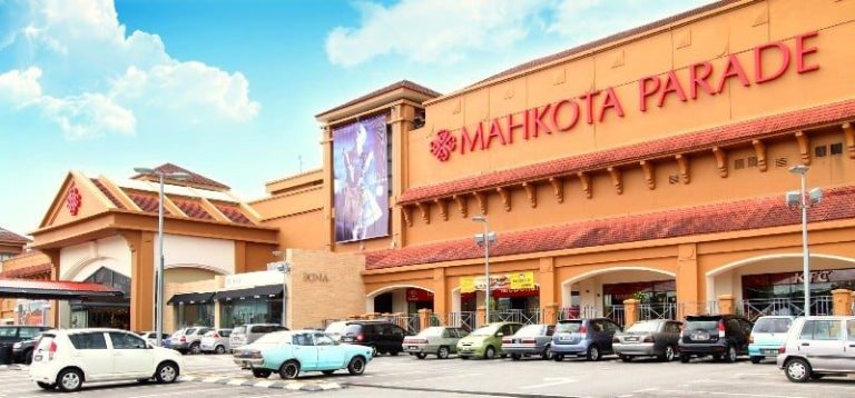 pusat-belanja-mahkota-parade-destinasi-belanja-dan-hiburan-utama