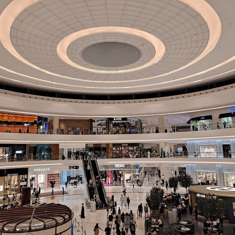 pusat-belanja-mall-of-arabia-surga-belanja-dan-hiburan-modern
