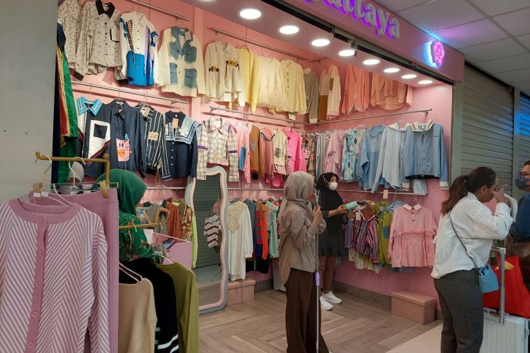 pusat-belanja-pasar-tanah-abang-pusat-grosir-dan-fashion-terbesar
