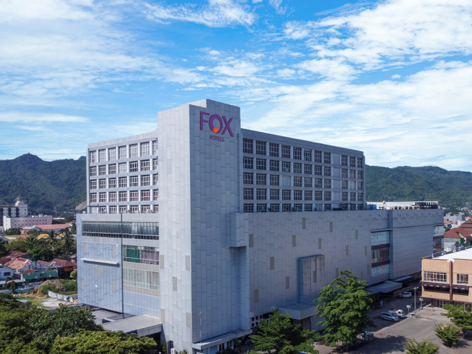 gorontalo-mall-pusat-belanja-lengkap-di-gorontalo
