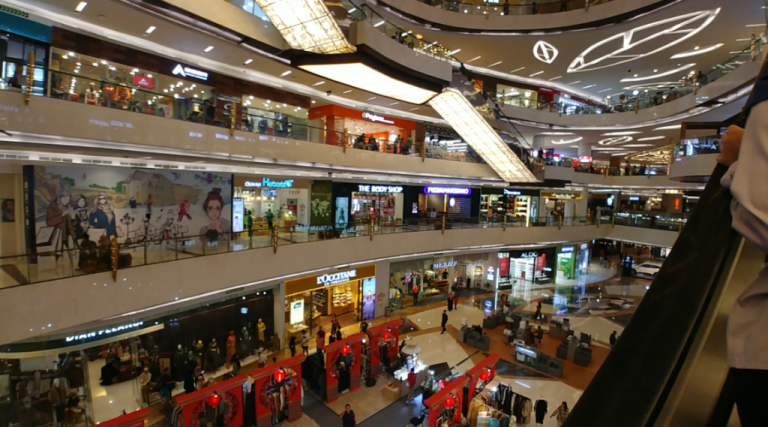 pusat-belanja-europa-center-tempat-belanja-dan-hiburan-di-jakarta