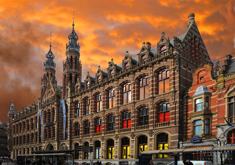 pusat-belanja-magna-plaza-di-amsterdam-tempat-belanja-bersejarah