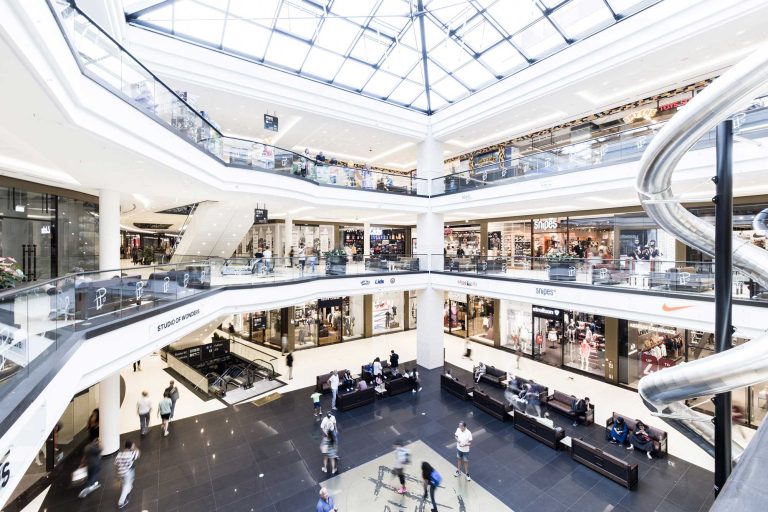 pusat-belanja-mall-of-berlin-tempat-belanja-dan-hiburan-terlengkap