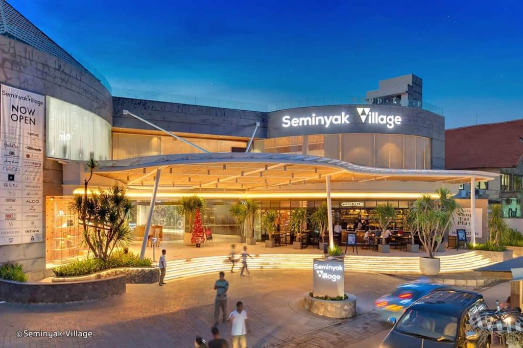pusat-belanja-seminyak-village-tempat-belanja-dan-hiburan-terlengkap