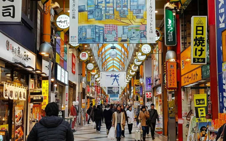 eksplorasi-pusat-belanja-shinjuku-surga-belanja-di-tokyo