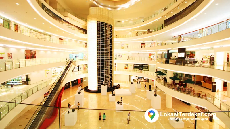 pusat-belanja-dream-town-mall-hiburan-dan-belanja-terlengkap