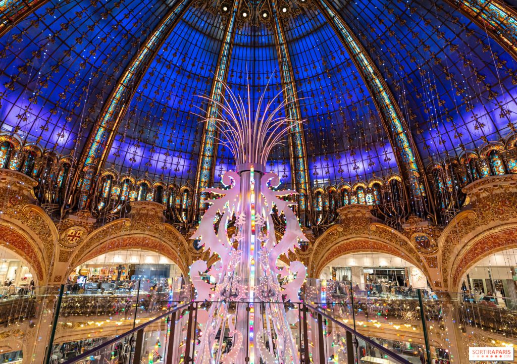 pusat-belanja-galeries-lafayette-haussmann-surga-belanja-di-paris