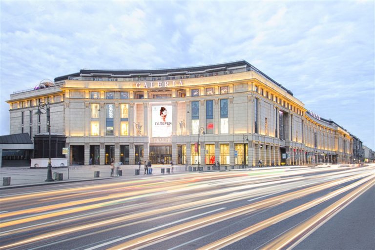 pusat-belanja-mall-galeria-di-saint-petersburg-tempat-belanja-dan-hiburan