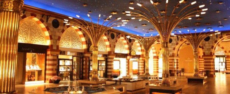 pusat-belanja-the-gold-souk-surga-perhiasan-emas-di-dubai