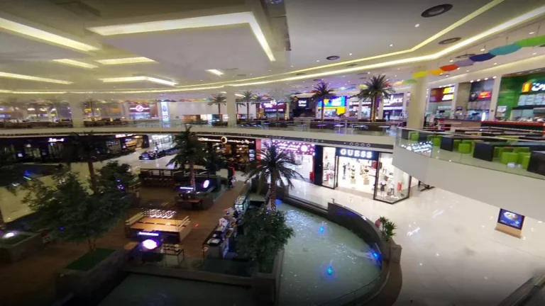 pusat-belanja-al-nakheel-mall-tempat-belanja-dan-hiburan-terlengkap