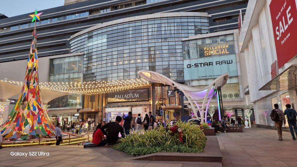 pusat-belanja-high-street-phoenix-di-lower-parel-tempat-belanja-modern