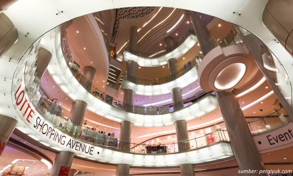 pusat-belanja-lotte-shopping-avenue-bogor-tempat-belanja-modern