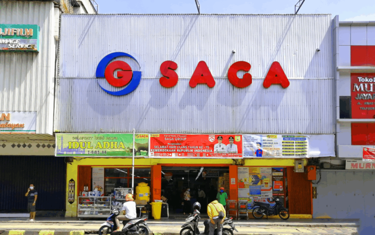 pusat-belanja-mal-abepura-tempat-berbelanja-dan-hiburan-di-papua