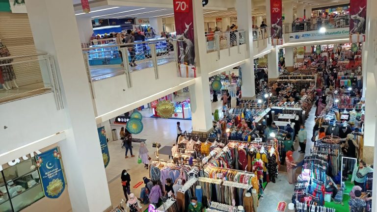 pusat-belanja-mal-kartini-tempat-berbelanja-dan-bersantai-di-surabaya