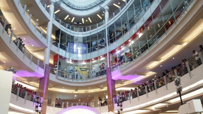 pusat-belanja-royal-plaza-tempat-belanja-dan-hiburan-terlengkap