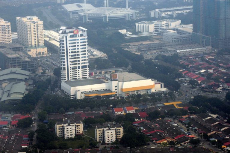 pusat-belanja-sunshine-square-tempat-belanja-dan-hiburan-terlengkap