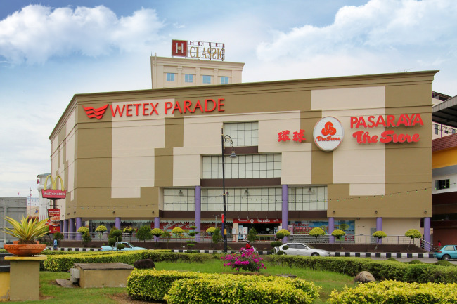 pusat-belanja-wetex-parade-tempat-belanja-dan-hiburan-terlengkap