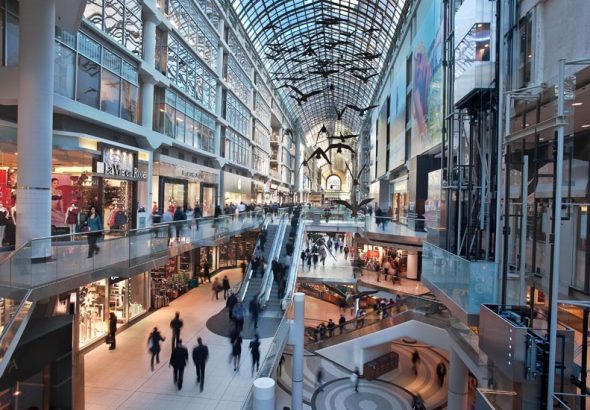 panduan-lengkap-pusat-belanja-cf-toronto-eaton-centre